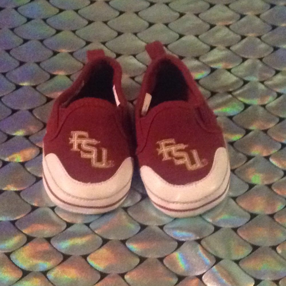 Slip on sneakers